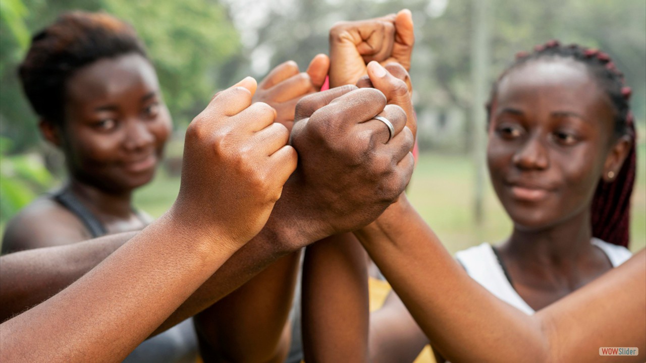 volunteer_hand-shake